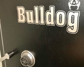 Bulldog Safe 