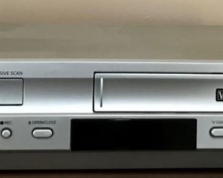 Samsung DVD and VHS Player 