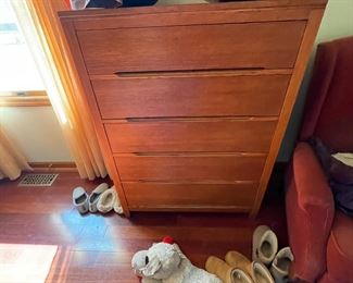 . . . a mid-century dresser . . . notice Lamb Chop chillin' in foreground . . . I swear I saw Sherri Lewis somewhere on the premises!