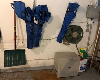 Folding Chairs, Shovel