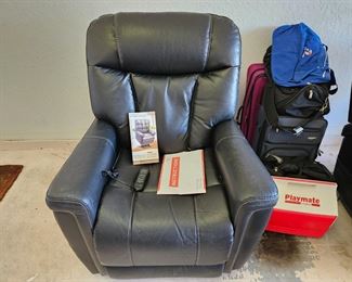 Electric leather recliner