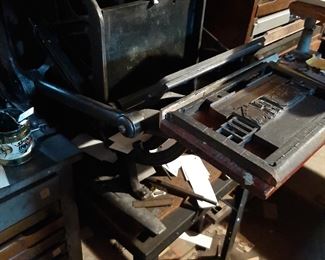 Printing Press w/ Ancillary Supplies