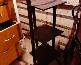 Portable muffin table