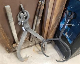 Log Lifting Tongs and Ice Block Tongs