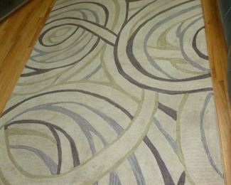 Gray contemporary rug