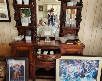 ANTIQUE BUFFET