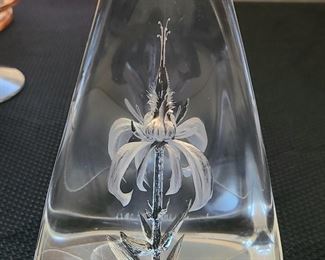 Vintage Mats Jonasson Flower Art Glass Sculpture