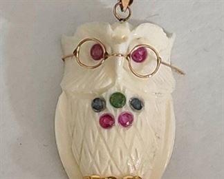 Vintage 14k Yellow Gold & Ivory Owl Pendant set With Gemstones