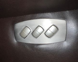 Recliner electric buttons