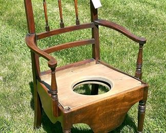 Detailed view of commode chair