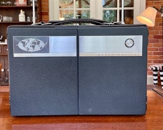 SOLD - World monitor radio  