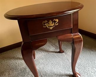 Wood side table with drawer