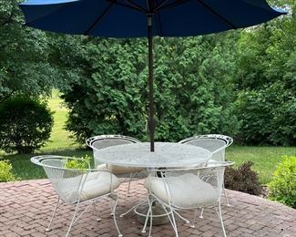 Briarwood iron patio table, chairs and umbrella
