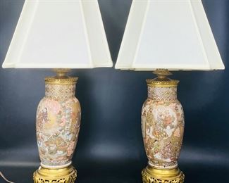 Antique Fantastic Japanese Meiji Period Satsumi Table Lamps Guilt Brass Mounts
