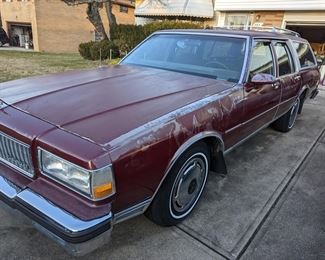 1989 Chevy Caprice SW - 28,465 miles