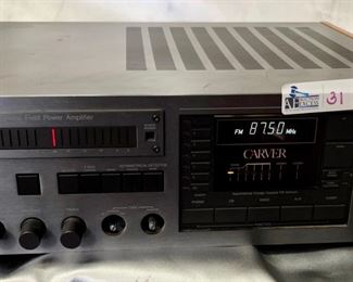 CARVER MAGNETIC FIELD POWER AMP 2000 