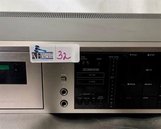KYOCERA D-611 STEREO CASSETTE TAPE DECK