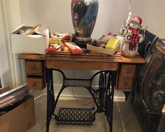 Singer Sewing Machine and Table