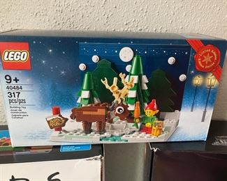 Santa's Front Yard Lego Set - 40484