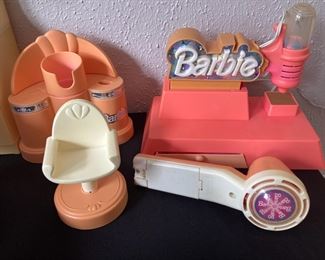 1994 Barbie Hair Dresser, Beauty Salon Accessories - 12010, Barbie Fashion Decorator System
