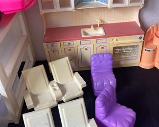 1995 Tyco Kitchen, Barbie Movie Theatre Seats, 1993 Barbie Dream House Chairs