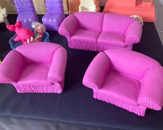 Pink Barbie Living Room Chairs and Love Seat