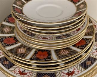Royal Crown Derby, Old Imari -Dinnerware Set for 4