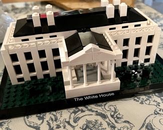 Lego. White House