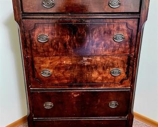 Vintage mahogany dresser