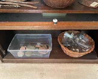 Rocks and Dig items