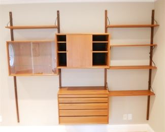 Danish Royal System Teak Modular Shelving Wall Unit by Poul Cadovius, 1960s
