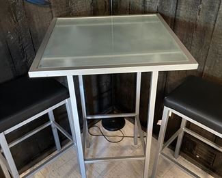 Most items from this sale are available for pre-sale at this link: https://www.estatesales.net/MI/Farmington/48334/marketplace/53731