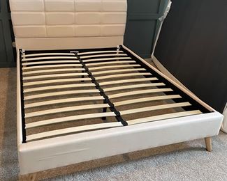 Most items from this sale are available for pre-sale at this link: https://www.estatesales.net/MI/Farmington/48334/marketplace/53731