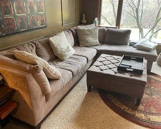 Most items from this sale are available for pre-sale at this link: https://www.estatesales.net/MI/Farmington/48334/marketplace/53731