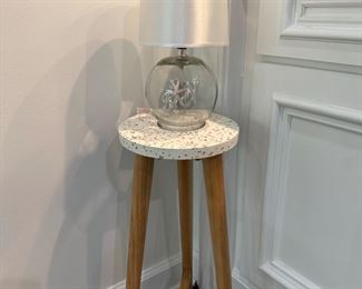 LAMP, PLANT STAND