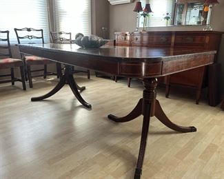 Mahogany Dining Room Table with Two Leaves