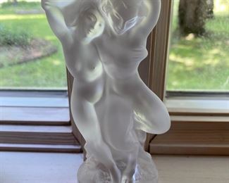 Lalique sculpture