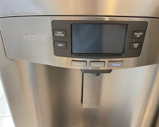 water dispenser from the refrigerator