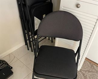 4 folding chairs