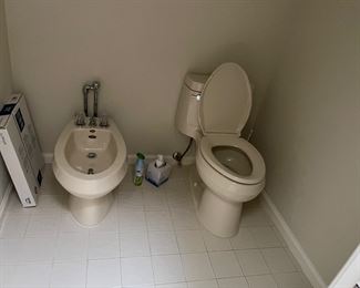 bidet and toilet brand new