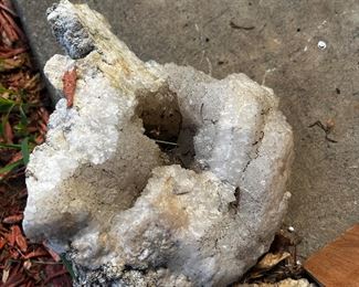 Geodes / crystals