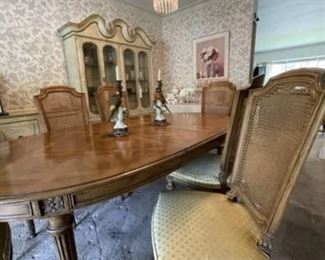 Karges dining room set
