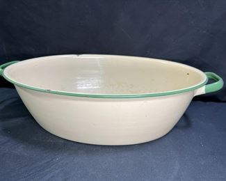 Large Granite Ware Cream & Green Oval Foot Tub