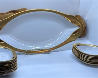 White & Gold Serving Set