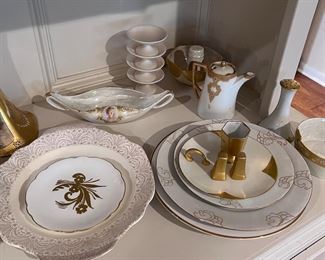Extensive White & Gold dish set collection