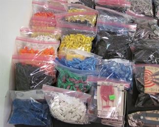 Large Quantity of Arrow Nocks - NOS