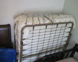 Roll-a-way cot