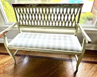 Buying and Design  Italy, shabby chic antique style bench