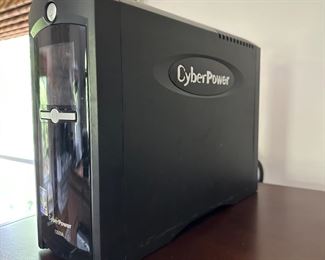 Cyber power, intelligent 1350 V a tower UPS