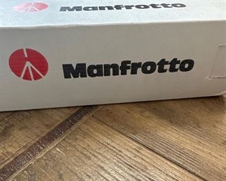 Manfrotto 680B Monipod NEW IN BOX
